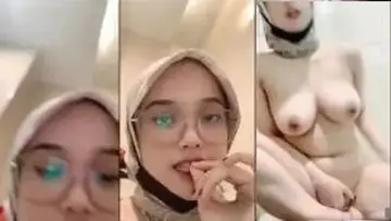 Baby Ica Jilbab Toge Agresif Brutal Minta Di Entot Total Lumer poster
