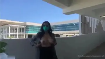 Siskaeee Sange Berat Dientot Di Bandara YIA Lumer WOT poster